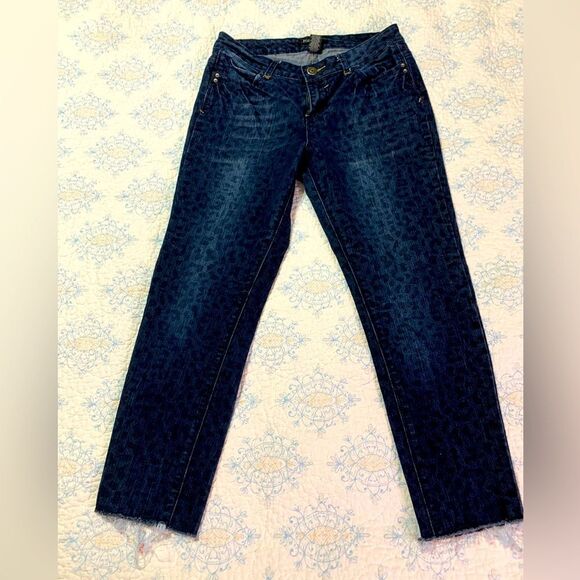 Roz & Ali Distressed Cheetah Print Raw Hem Skinny Denim Jeans Size 10 #525 - Picture 1 of 4